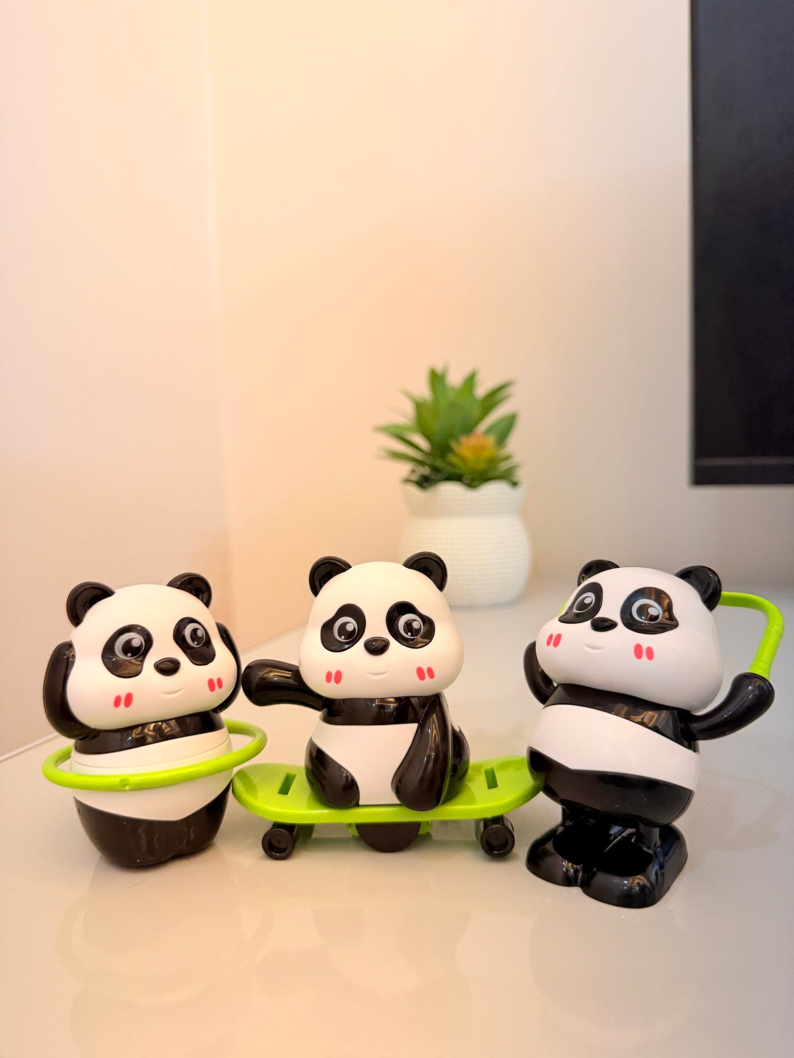 Cute Panda Wind-Up Toy – 3 Assorted Designs