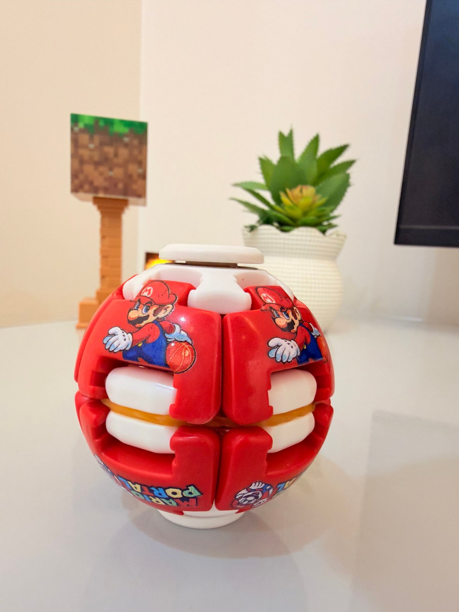 3D Spinner Ball with LED Light - Image 5